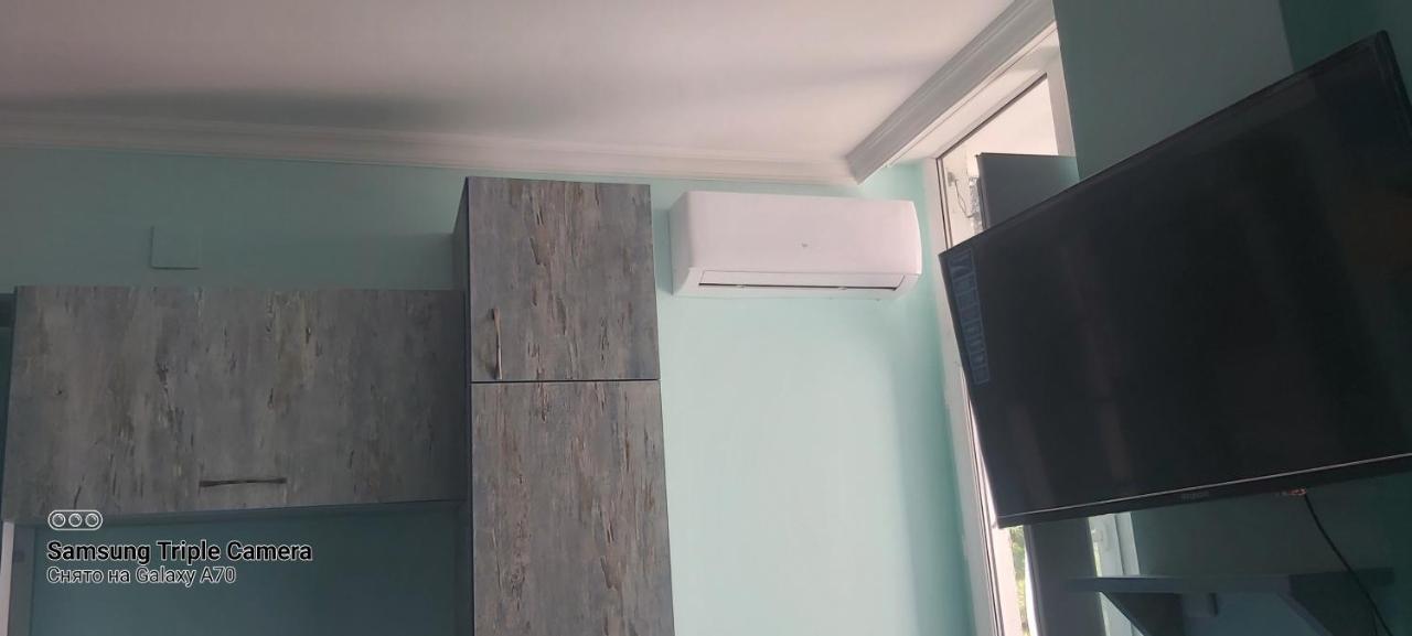 Студия Радуга У Моря Колхида Batumi Exteriör bild