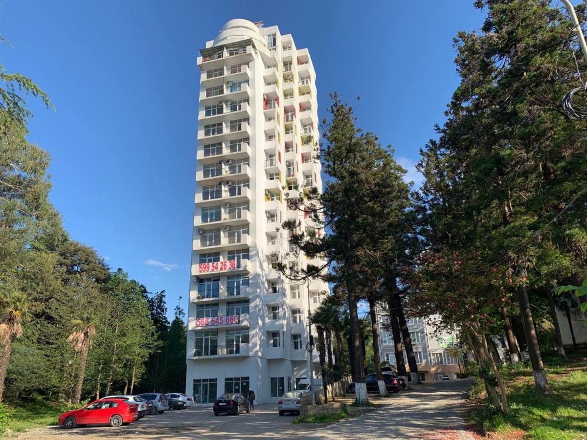 Студия Радуга У Моря Колхида Batumi Exteriör bild